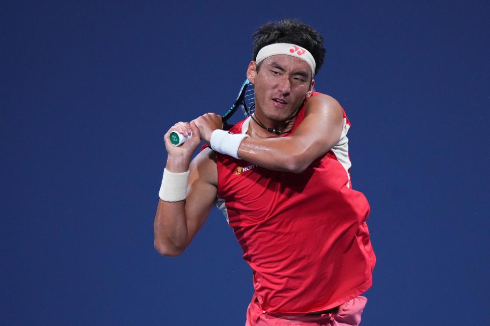 leisu：旧将一剑封喉，曼联遭双杀！欧冠两冠王奏凯，送红魔队史耻辱.